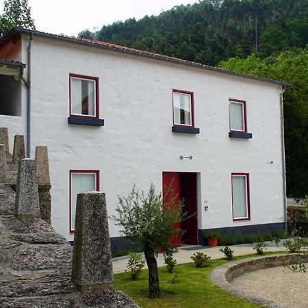 Villa Casa Abrigo Do Lagar Amares Esterno foto