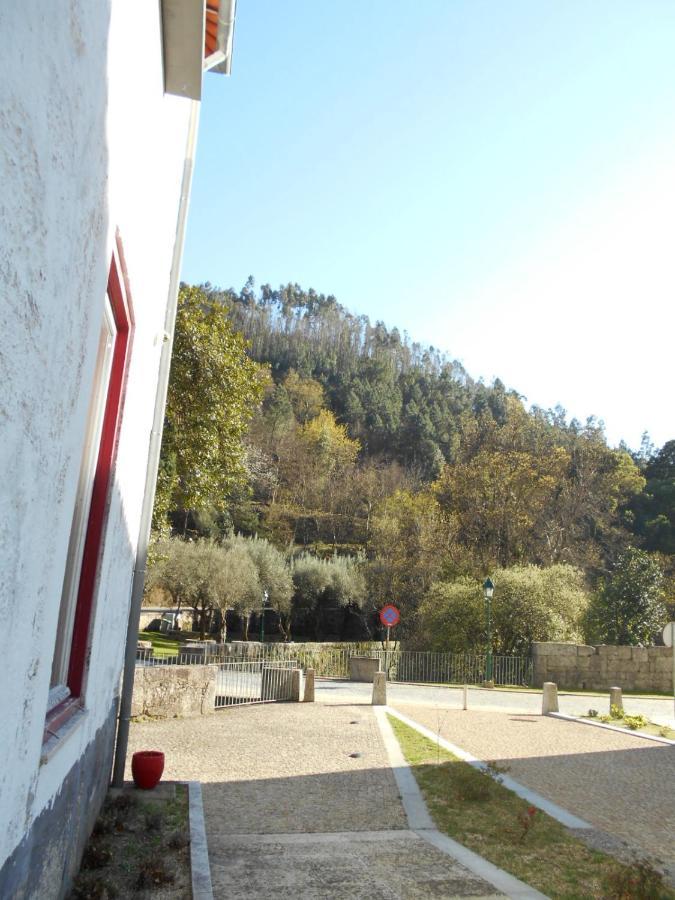 Villa Casa Abrigo Do Lagar Amares Esterno foto