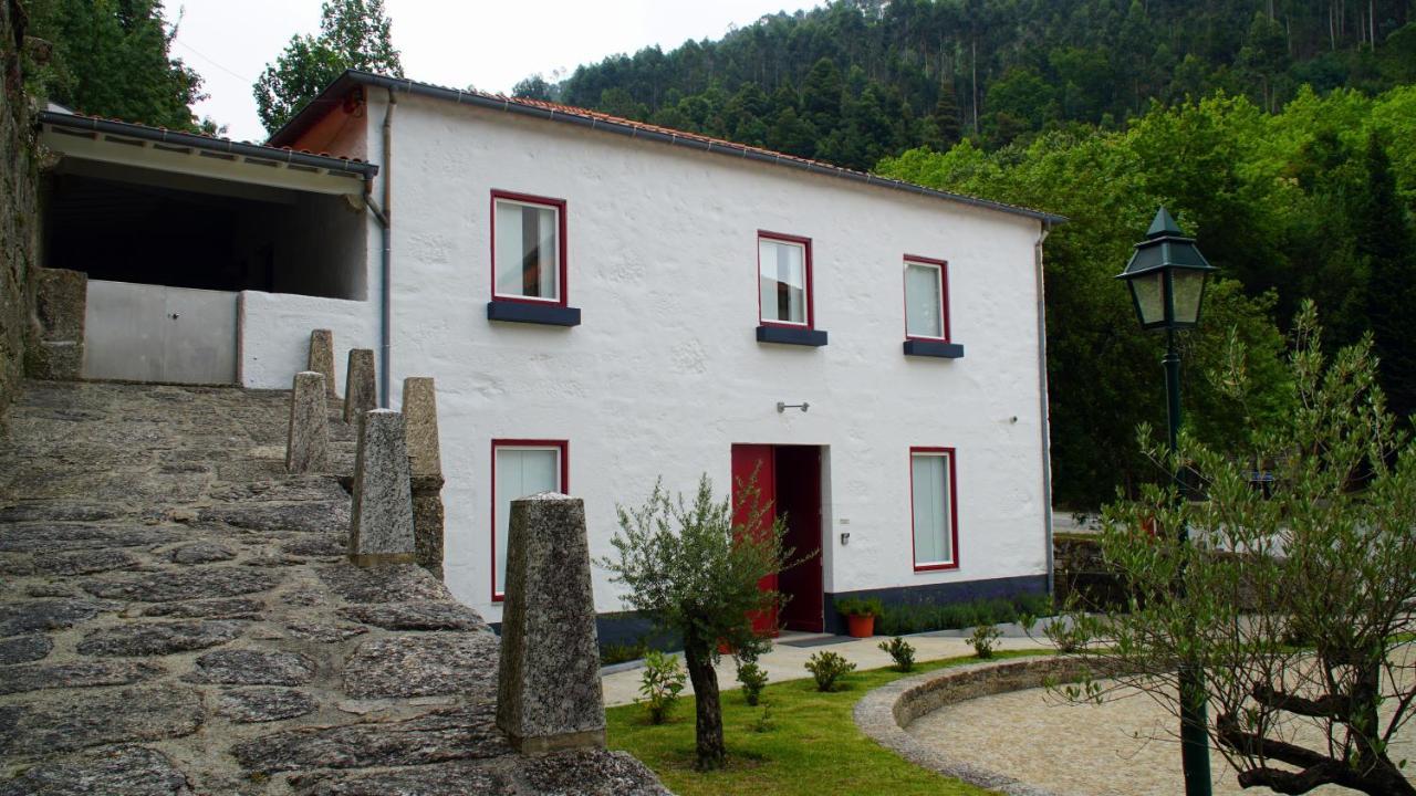 Villa Casa Abrigo Do Lagar Amares Esterno foto